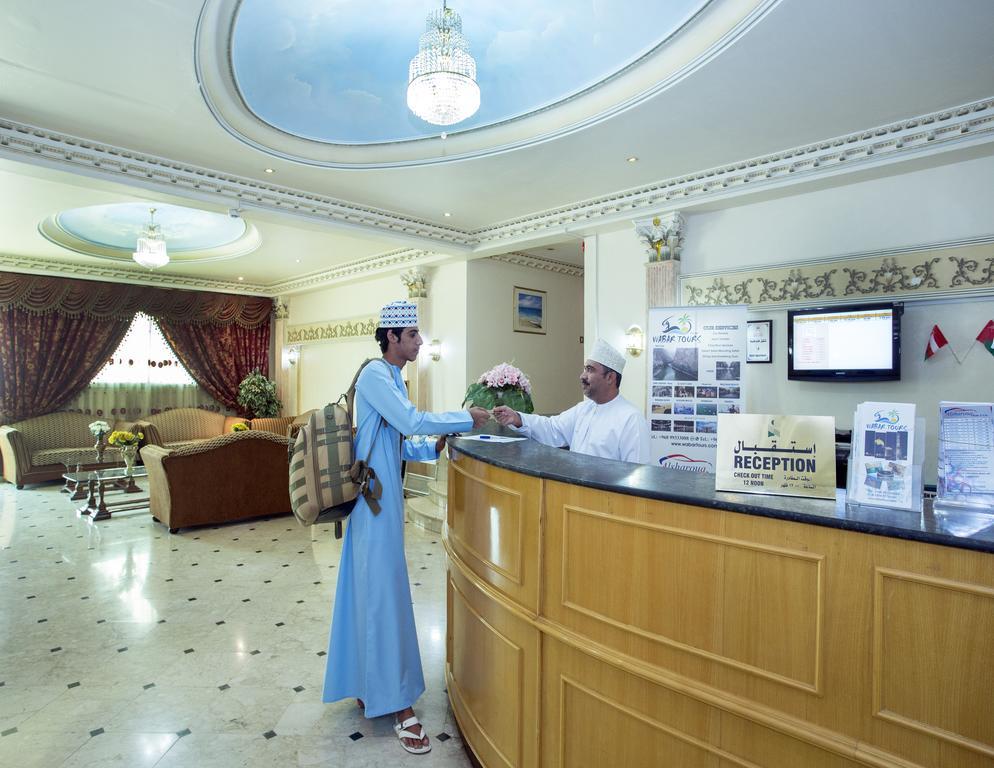 Nuzha Hotel Apartments Maszkat Kültér fotó